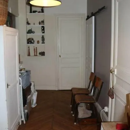 Family Cocoon Near Bastille Διαμέρισμα